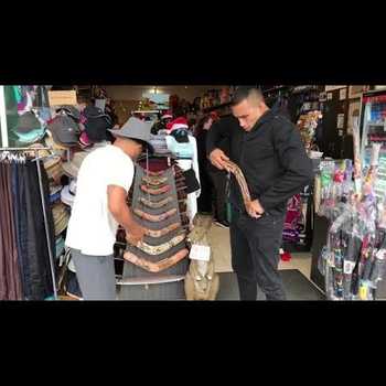 Fabricio Werdum Goes Boomerang Shopping