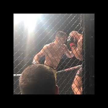 Incredible Cageside View of Rafael dos Anjos v Robbie Lawler Body Shots