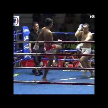 Muay Thai Player With HUGE Dent on His Forehead