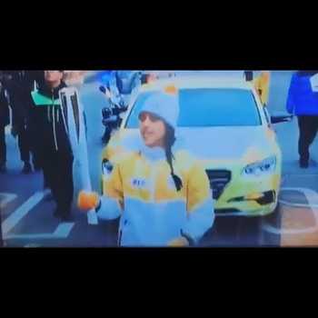 UFCs Joanna Jedrzejczyk Carries Olympic Torch For Poland